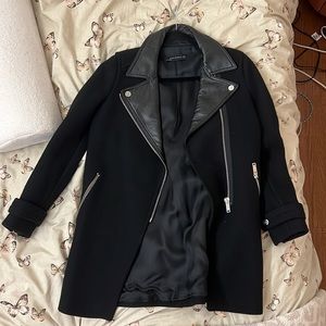 Like new black Zara coat